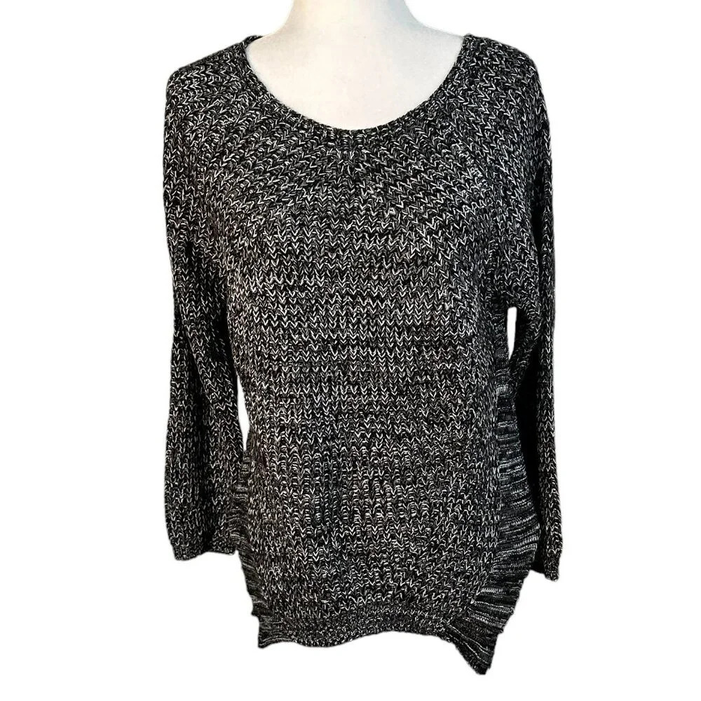 NWT CATWALK STUDIO Soft Chenille? Sweater with Side Vent Details - s/m